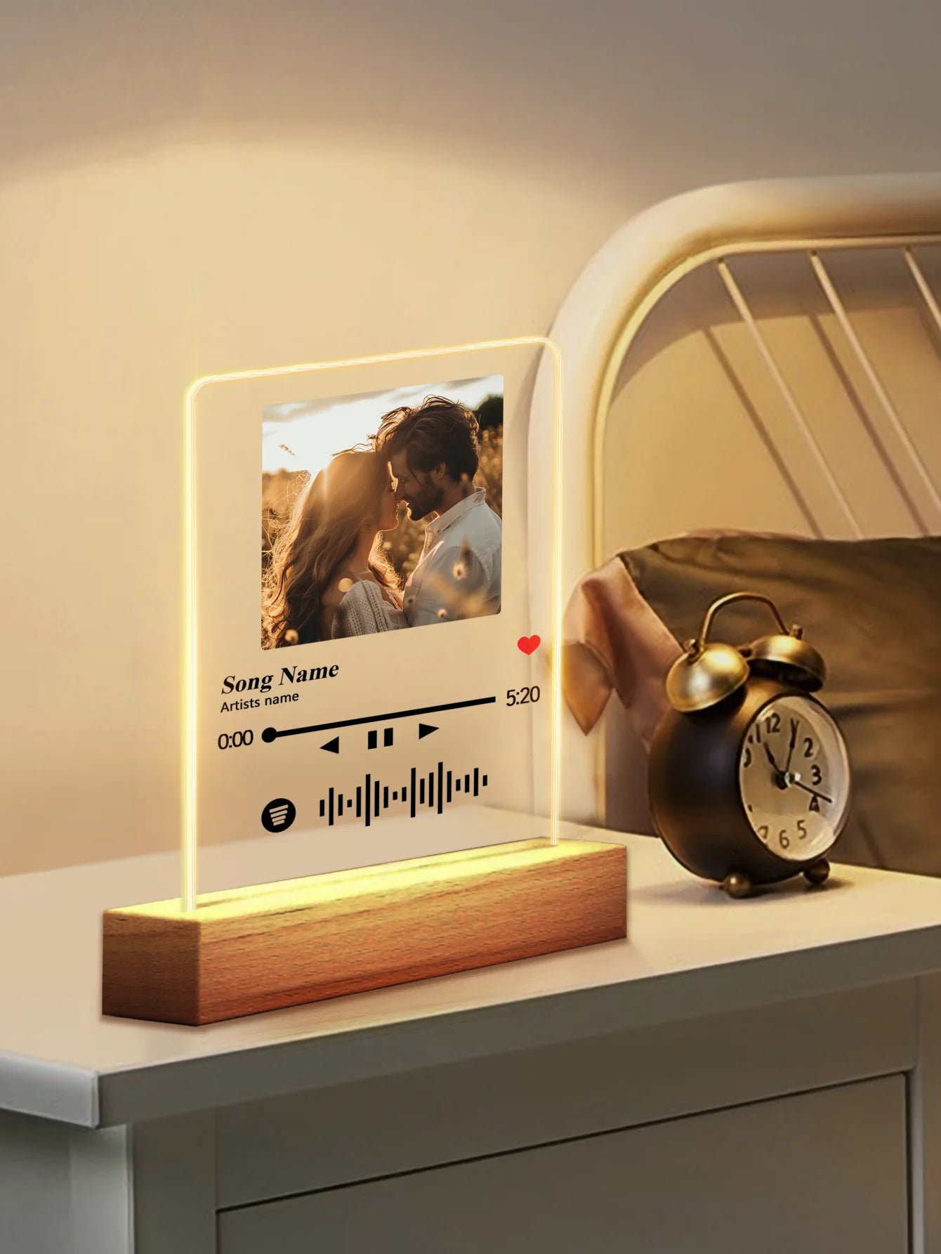 Personalized photo LED lights Bedroom night lights, custom photo lights, birthday gifts, to commemorate special occasions.